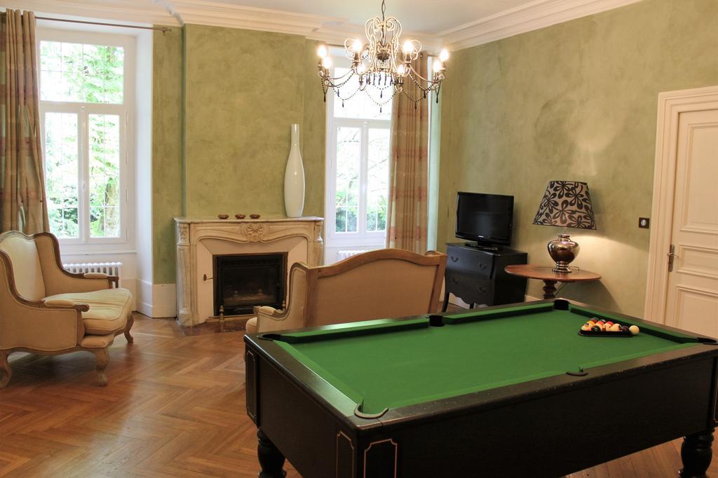 Chambres D'Hotes Chateau De Viviez Exteriör bild
